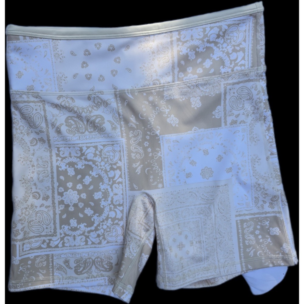 Fabletics Powerhold High Rise Bike Shorts Large Cream Workout Biker Shorts